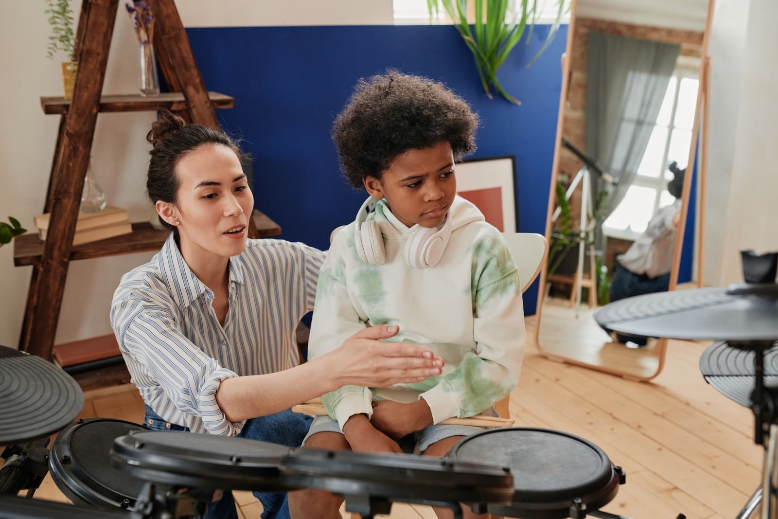 Electronic drum kit, photo 1 of 1