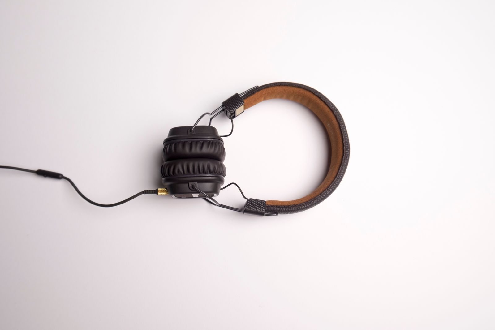 Sony WH-1000XM4 headphones, photo 1 of 1